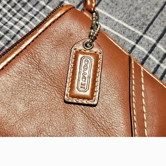 Coach Brown Leather Wristlet with Stitched Details - Picture 5 of 10